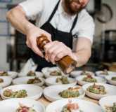 Cuisiniere - Restauration collective