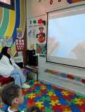 Éducatrice maternelle 