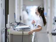 Infirmière et assistante polyvalente 