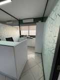 Bureau 65 m² meublé