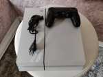 PS4 BLANCHE CRACKÉ AVEC MANETTE